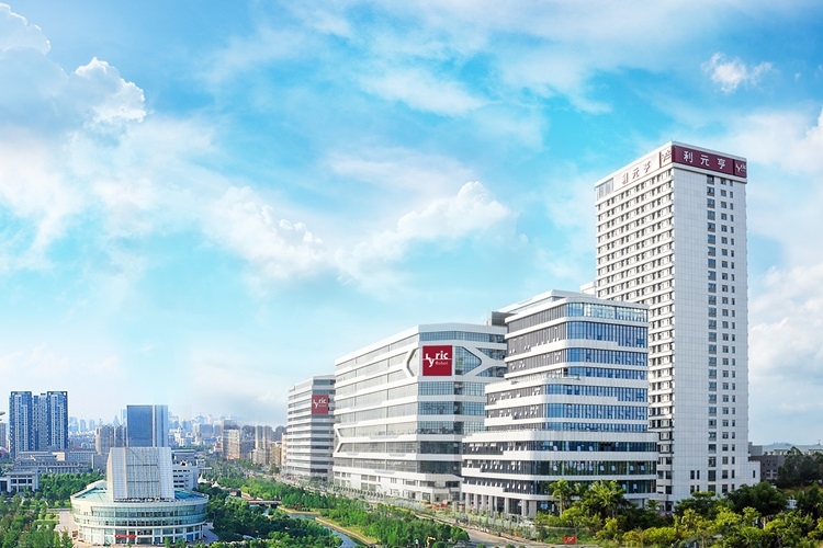 ?光隨智動，利元亨激光飛行焊接創新之光