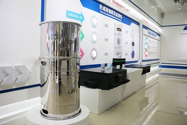 11月電解液、六氟磷酸鋰產(chǎn)量上漲明顯！12月分化將至？