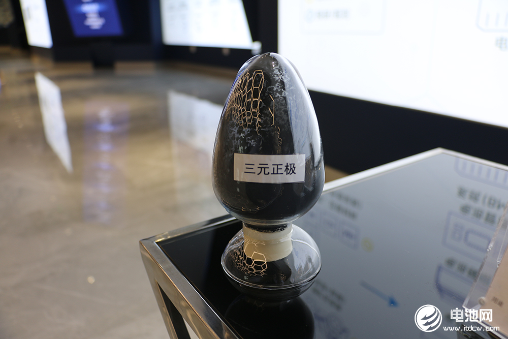 碳酸鋰現(xiàn)貨價(jià)格“先漲后跌” 電解液價(jià)格仍有進(jìn)一步上漲空間