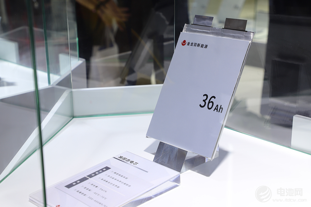 固態電池迎多重突破！半個月內10余家公司密集披露，股價飆升