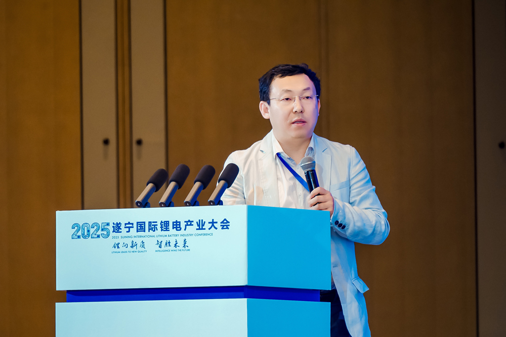 金虎林：未來(lái)5年液態(tài)鋰電池仍主導(dǎo)市場(chǎng) 固態(tài)電池有望小批量裝車(chē)