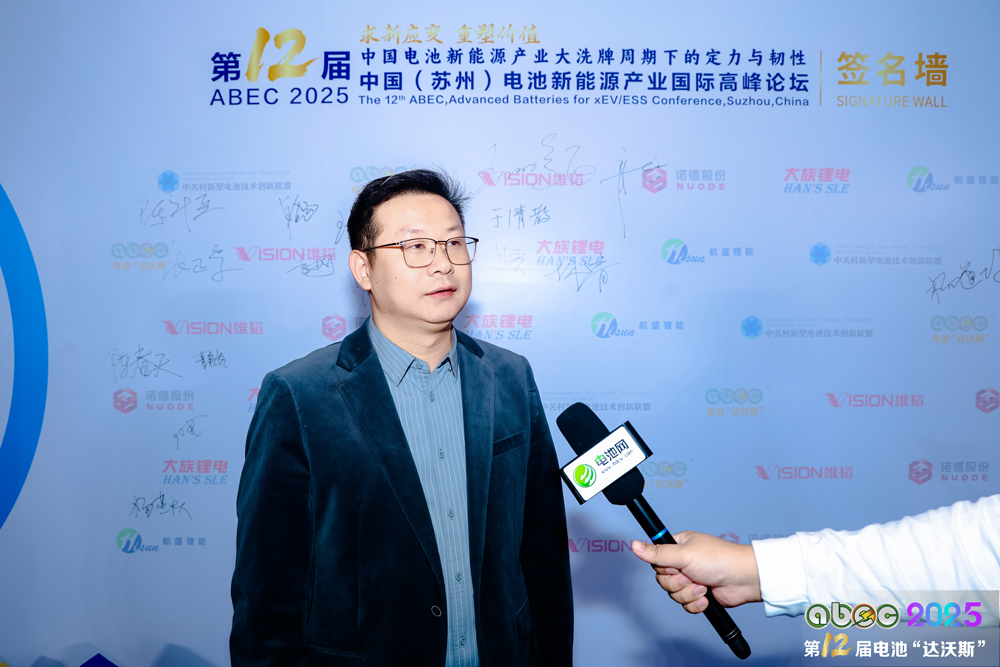 六氟磷酸鋰單月價格翻倍！電解液賽道強勢回暖！這家TOP10公司錨定技術+產能雙壁壘！